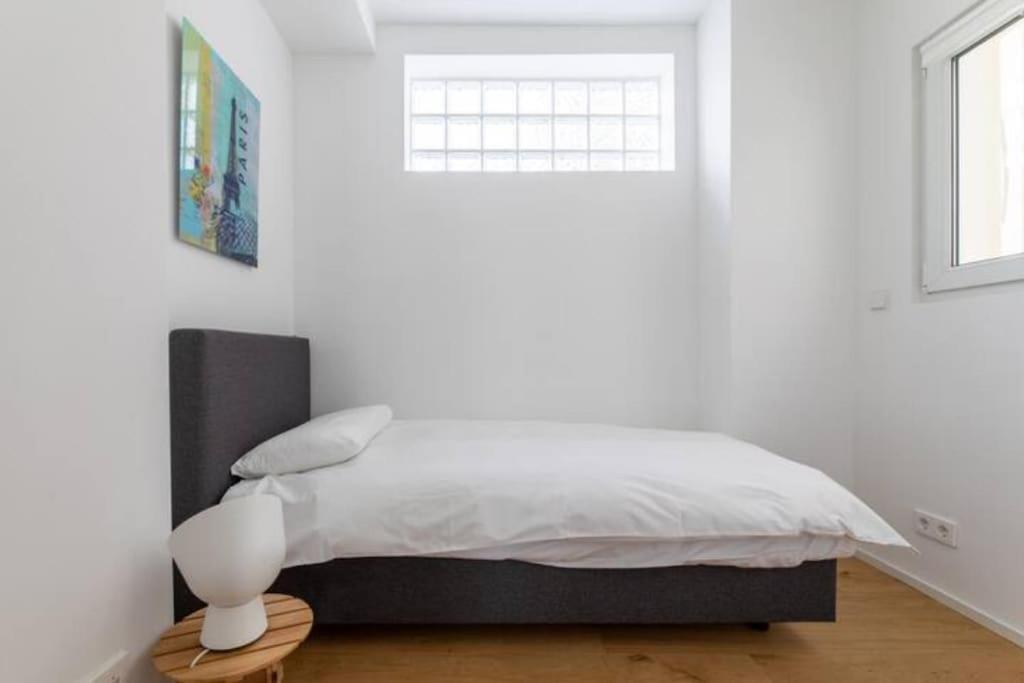 Wonderful Two Bedroom Apartment At Limpertsberg With Parking, Near Tram ลักเซมเบิร์ก ภายนอก รูปภาพ
